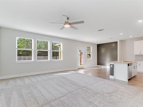 525 Longmount CV, Liberty Hill TX 78642