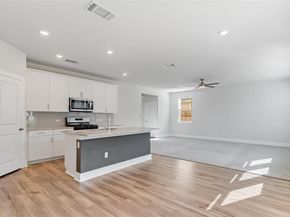525 Longmount CV, Liberty Hill TX 78642