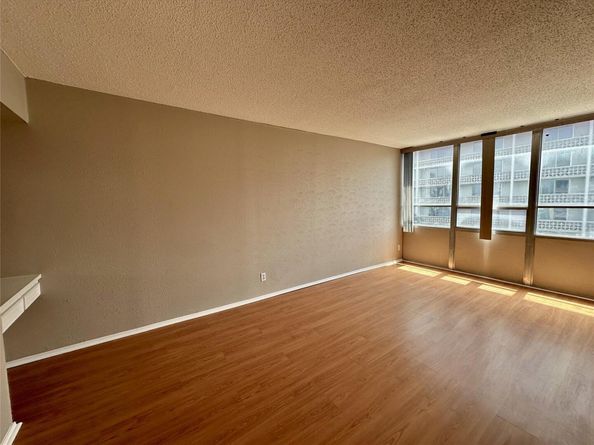 1800 Lavaca ST 515, Austin TX 78701