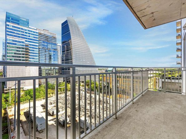 222 West Ave 1213, Austin TX 78701