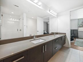 222 West Ave 1213, Austin TX 78701