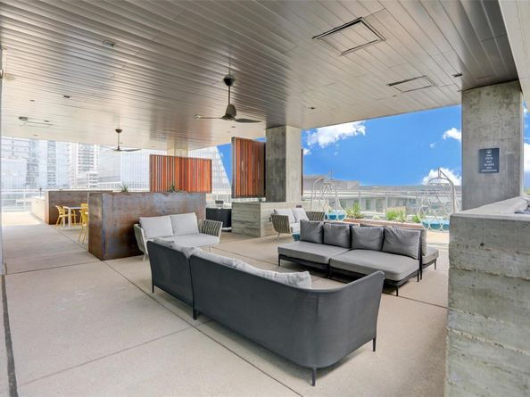 222 West Ave 1213, Austin TX 78701