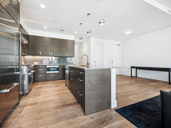 222 West Ave 1213, Austin TX 78701