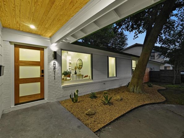 8411 Rockwood LN, Austin TX 78757