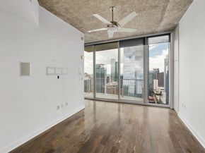 360 Nueces ST 3907, Austin TX 78701