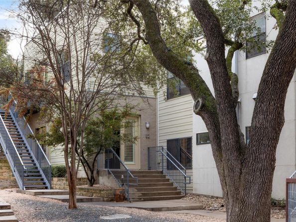 707 Cardinal LN E2, Austin TX 78704