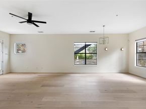 707 Cardinal LN E2, Austin TX 78704