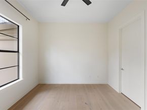 707 Cardinal LN E2, Austin TX 78704