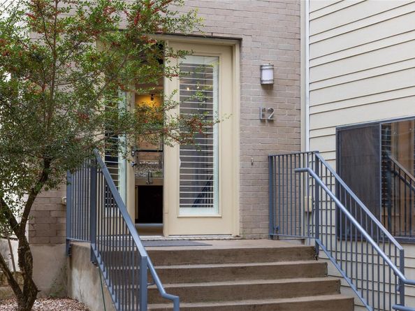 707 Cardinal LN E2, Austin TX 78704