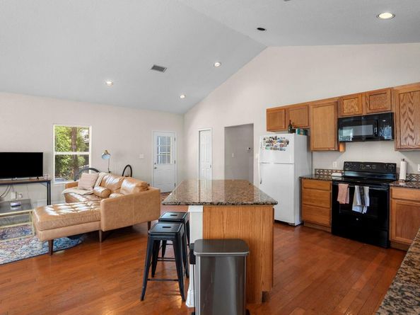716 W 35th ST, Austin TX 78705