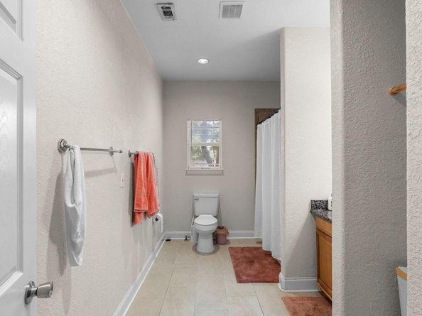 716 W 35th ST, Austin TX 78705