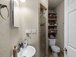 716 W 35th ST, Austin TX 78705
