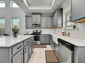 11904 Farrier LN 30, Austin TX 78748