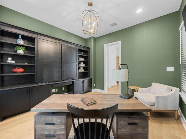 815 Flint Ridge TRL, Georgetown TX 78628