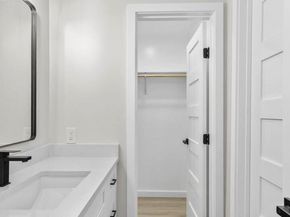 210 Las Colinas DR, Georgetown TX 78628
