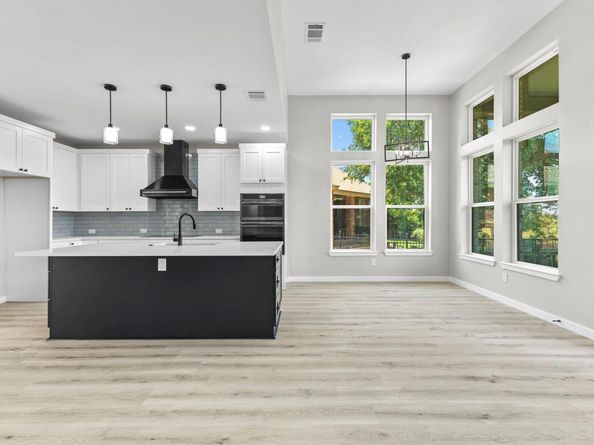 210 Las Colinas DR, Georgetown TX 78628