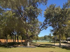 8806 El Rey BLVD, Austin TX 78737