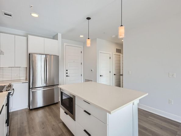 2220 Webberville RD 402, Austin TX 78702