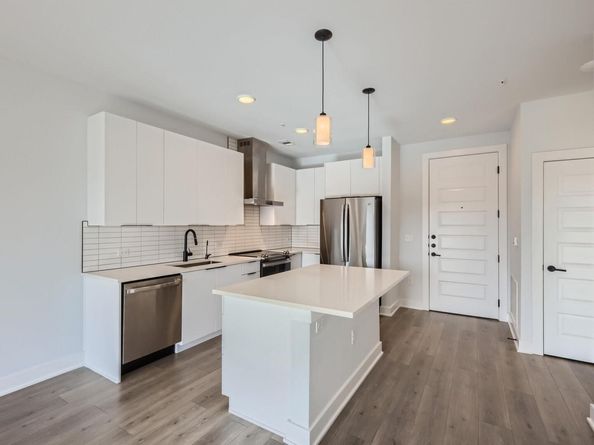2220 Webberville RD 402, Austin TX 78702