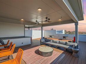 2220 Webberville RD 402, Austin TX 78702