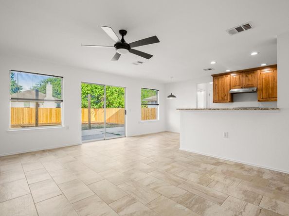 11302 Robert Wooding DR, Austin TX 78748