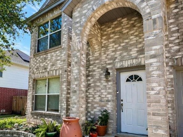 711 Palitine LN, Pflugerville TX 78660