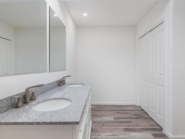 806 Country Club RD, Georgetown TX 78628
