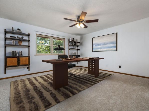 806 Country Club RD, Georgetown TX 78628