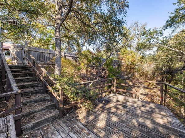 806 Country Club RD, Georgetown TX 78628