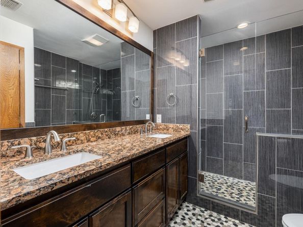 806 Country Club RD, Georgetown TX 78628