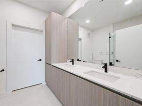 2209 S 1st ST 309, Austin TX 78704