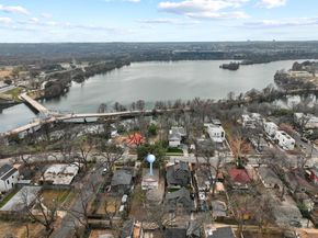 2612 Canterbury ST, Austin TX 78702