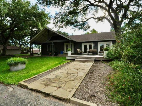 3003 Burleson RD, Austin TX 78741