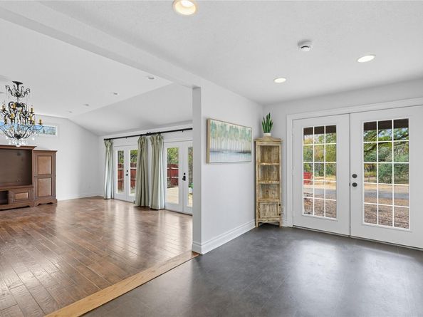 3003 Burleson RD, Austin TX 78741