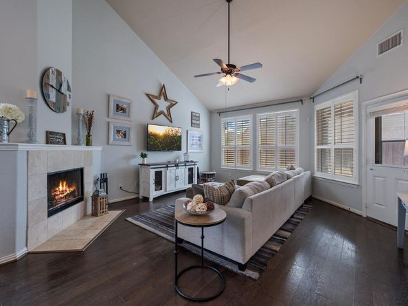 108 Peggy DR, Liberty Hill TX 78642
