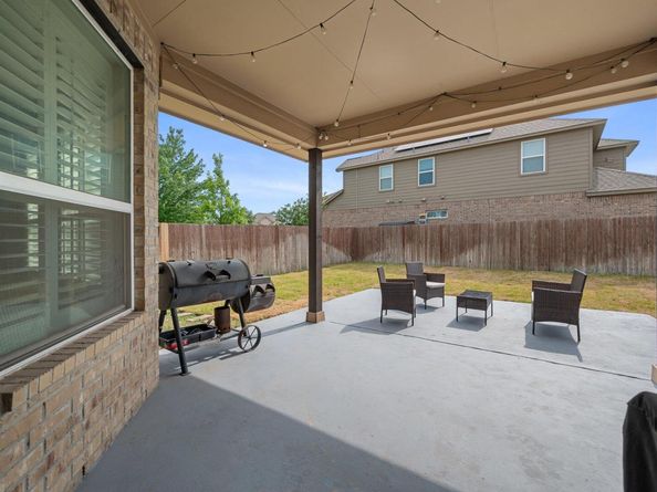 108 Peggy DR, Liberty Hill TX 78642