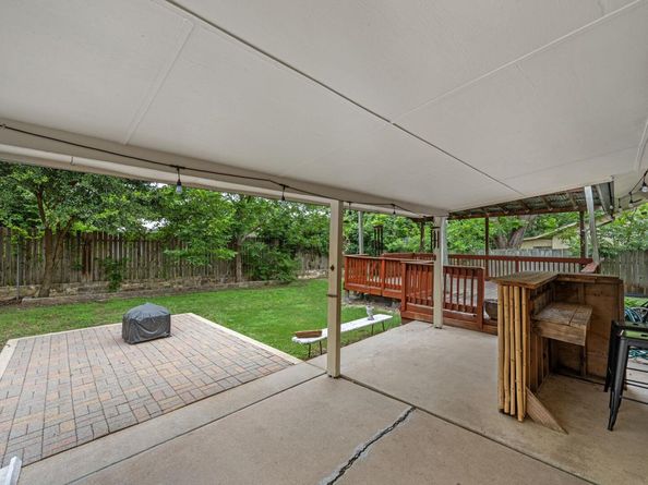 10207 Ray Ave, Austin TX 78758