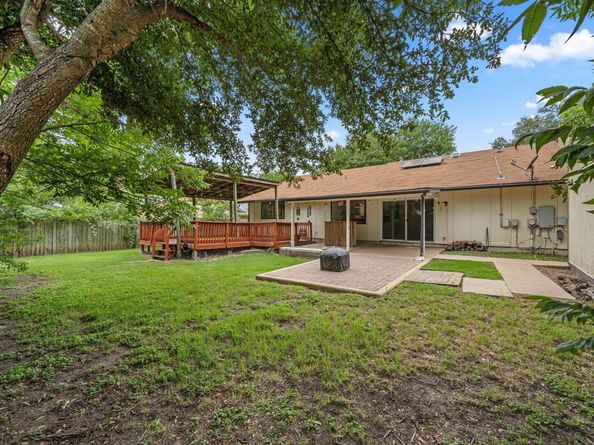10207 Ray Ave, Austin TX 78758