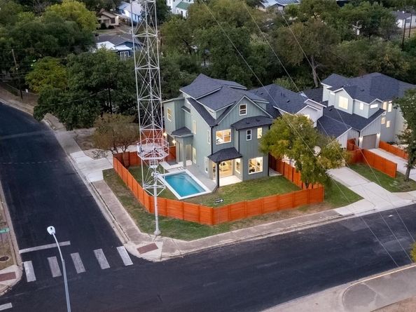1181 Leona ST, Austin TX 78702