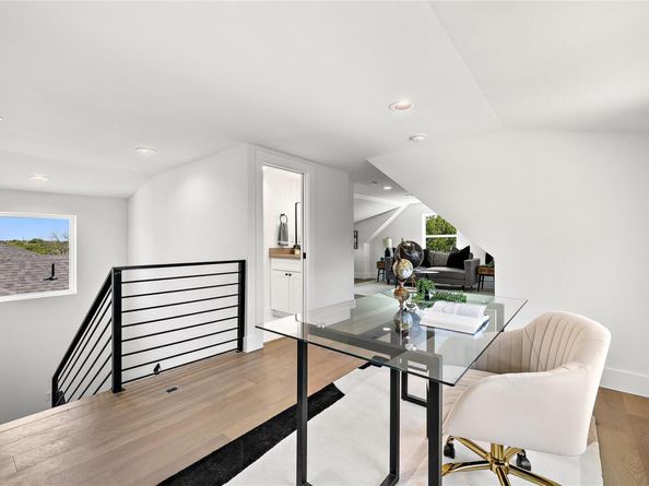 1181 Leona ST, Austin TX 78702