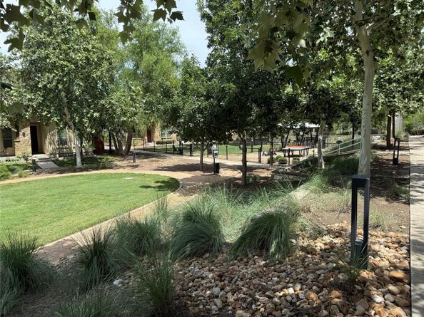 6814 E Riverside DR 21, Austin TX 78741
