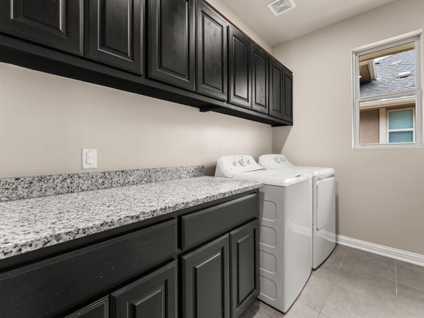 6814 E Riverside DR 21, Austin TX 78741