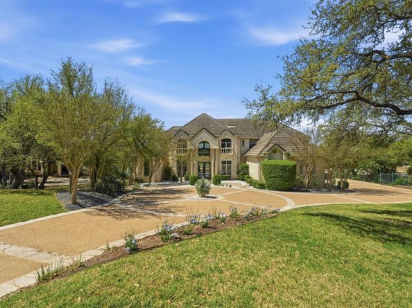 8513 Chalk Knoll DR, Austin TX 78735
