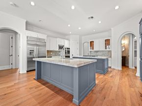 8513 Chalk Knoll DR, Austin TX 78735