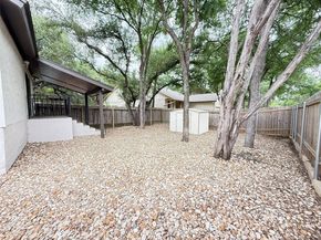 8142 Ceberry DR B, Austin TX 78759