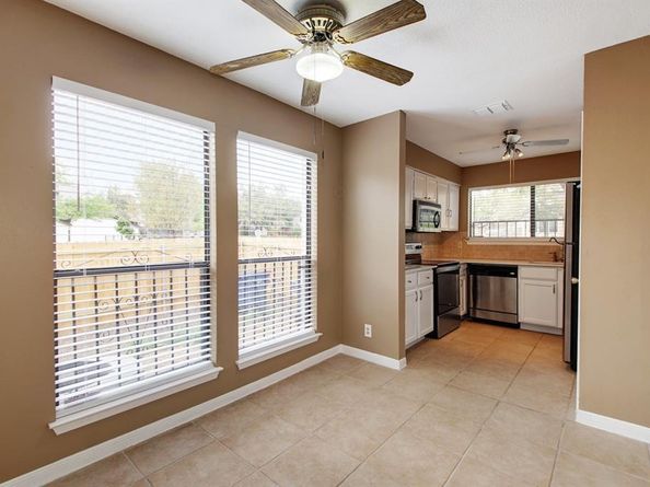 8142 Ceberry DR B, Austin TX 78759