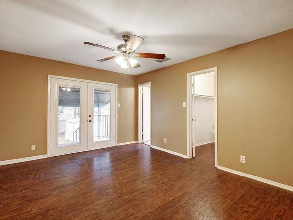 8142 Ceberry DR B, Austin TX 78759