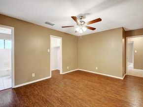 8142 Ceberry DR B, Austin TX 78759