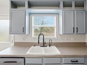 1601 Breezy CT, Round Rock TX 78664