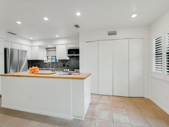 2301 Lawnmont Ave 5, Austin TX 78756